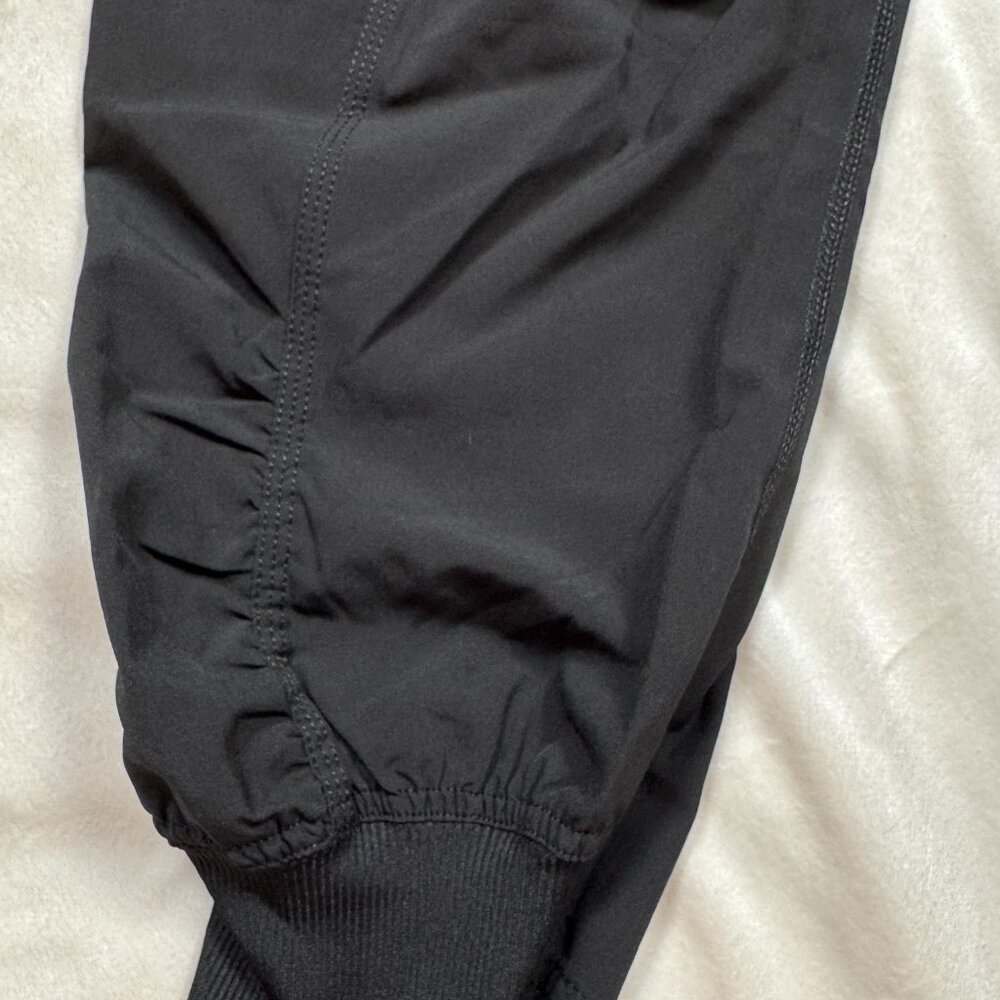 Calvin Klein performance stretch cropped leggings size XS Black moisture wicking - Picture 12 of 13